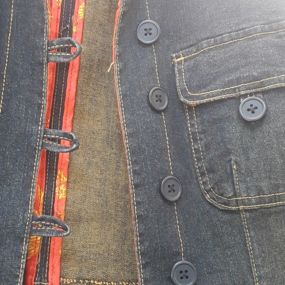 Jean jacket - Picture 2 of 3